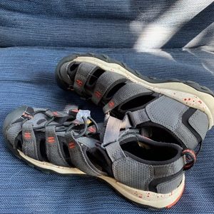 Keen Sandal (Big Boy Size 4)